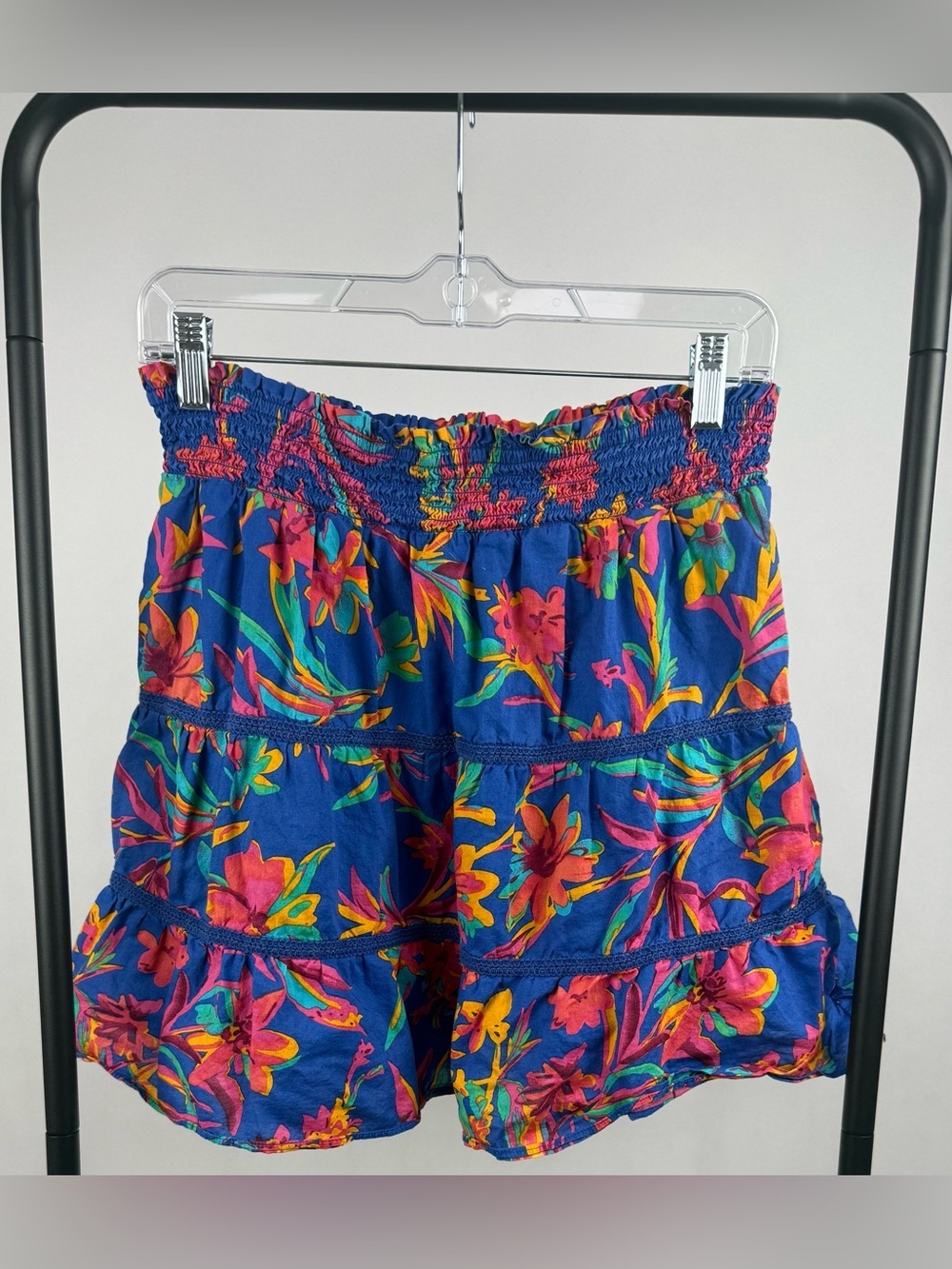 J.Crew Floral Tiered Mini Skirt M Smocked Waist Blue Pink Tropical Cotton Boho - Picture 3 of 6